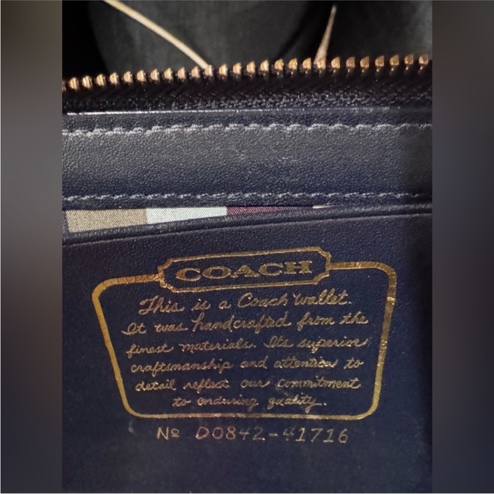 Coach Legacy Denim Blue and Cream Signature Wallet Y2K NWOT - Picture 4 of 17